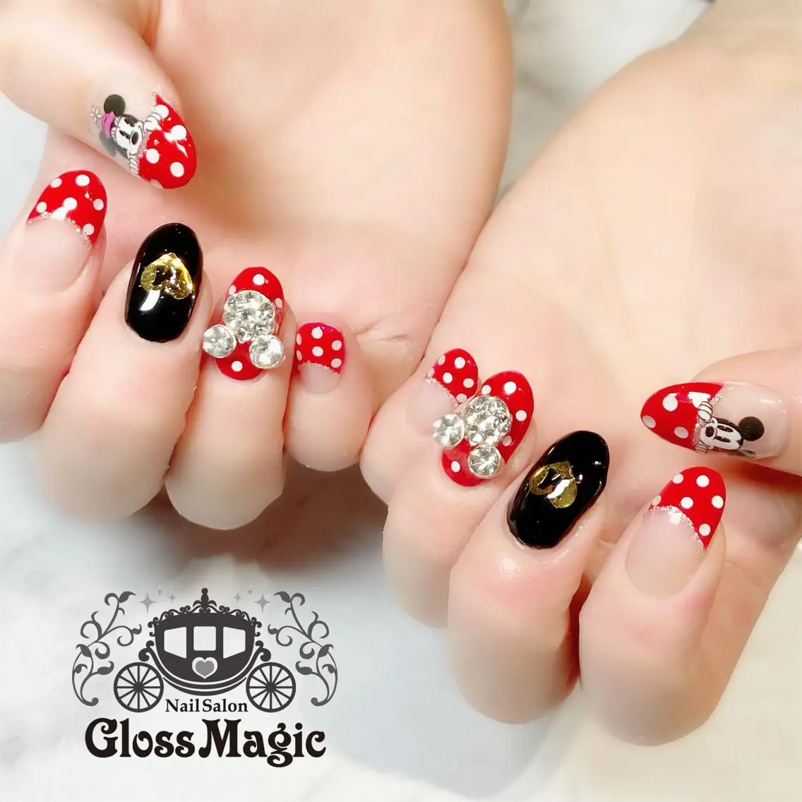 ネイル ドット フレンチネイル ジェルネイル 赤色 ハンドネイル YUN 💅のネイルデザイン