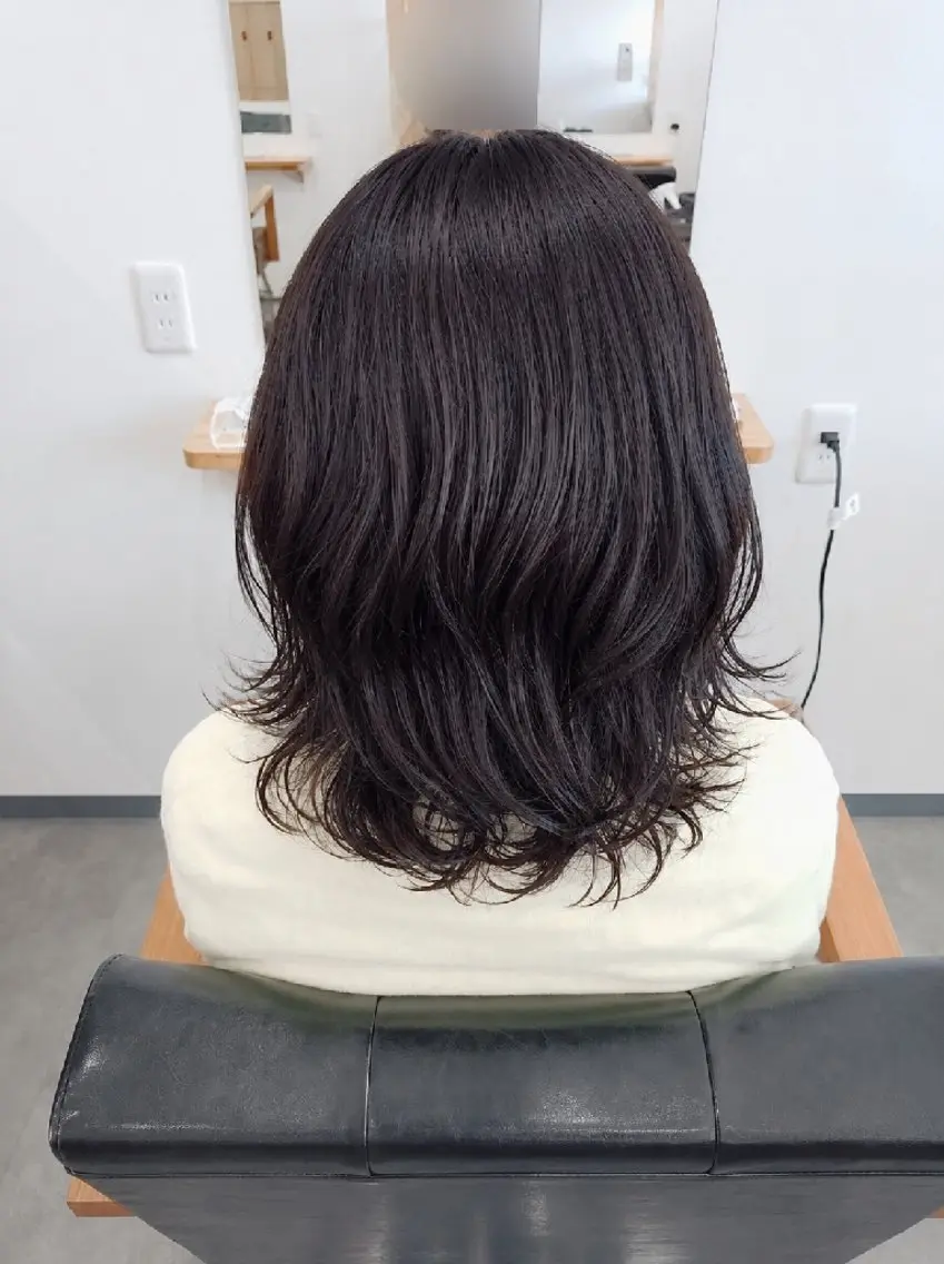 セミロング 津田 りえのヘアスタイル