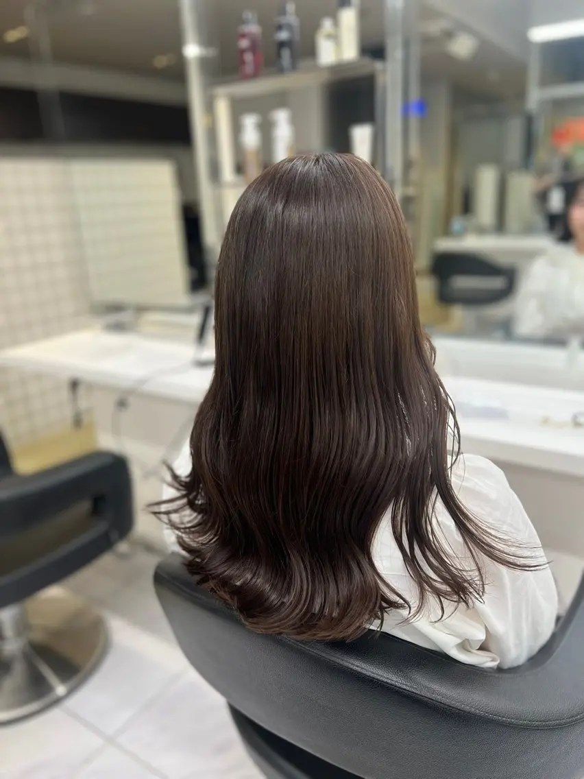 セミロング カラー ふわっと抜け感🫧 ブラウンベージュ🤎のヘアスタイル