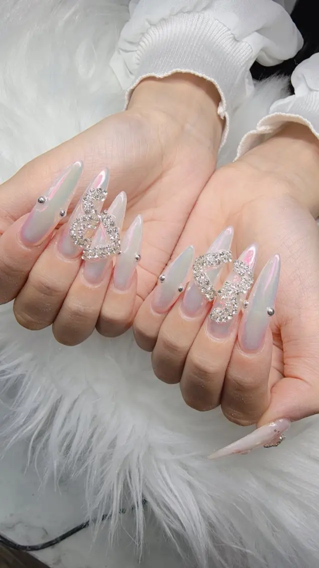ネイル ハンドネイル Lee Nailsのネイルデザイン