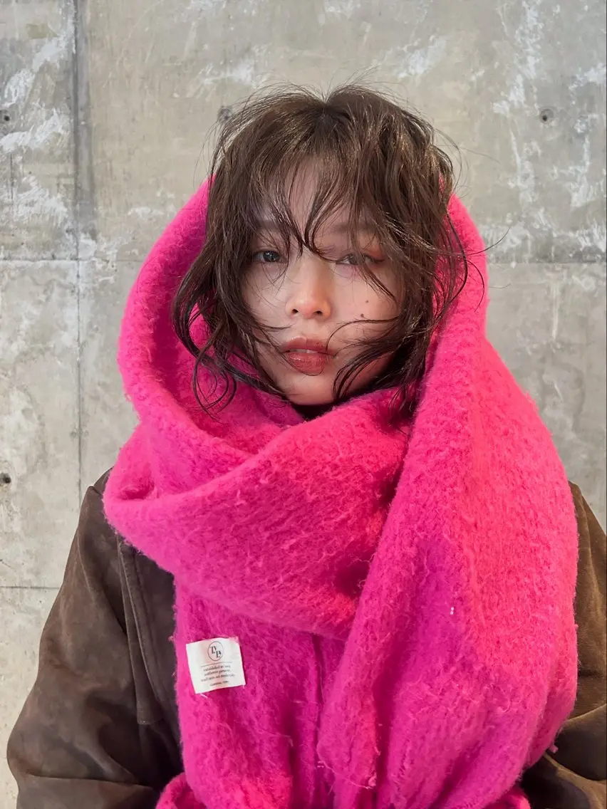 ミディアム カラー パーマ ミディアムパーマ ブラウンカラー カット ヘアカラー パーマ トリートメント [Eurica] muaのヘアスタイル