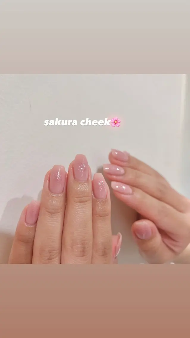 ネイル チークネイル ラメ(グリッター) ハンドネイル 🎀チーク/ちゅるん 🫧chisa🎀のネイルデザイン
