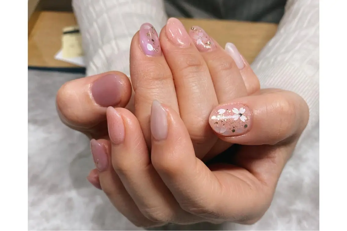 ネイル ハンドネイル 長谷川 奈緒美のネイルデザイン