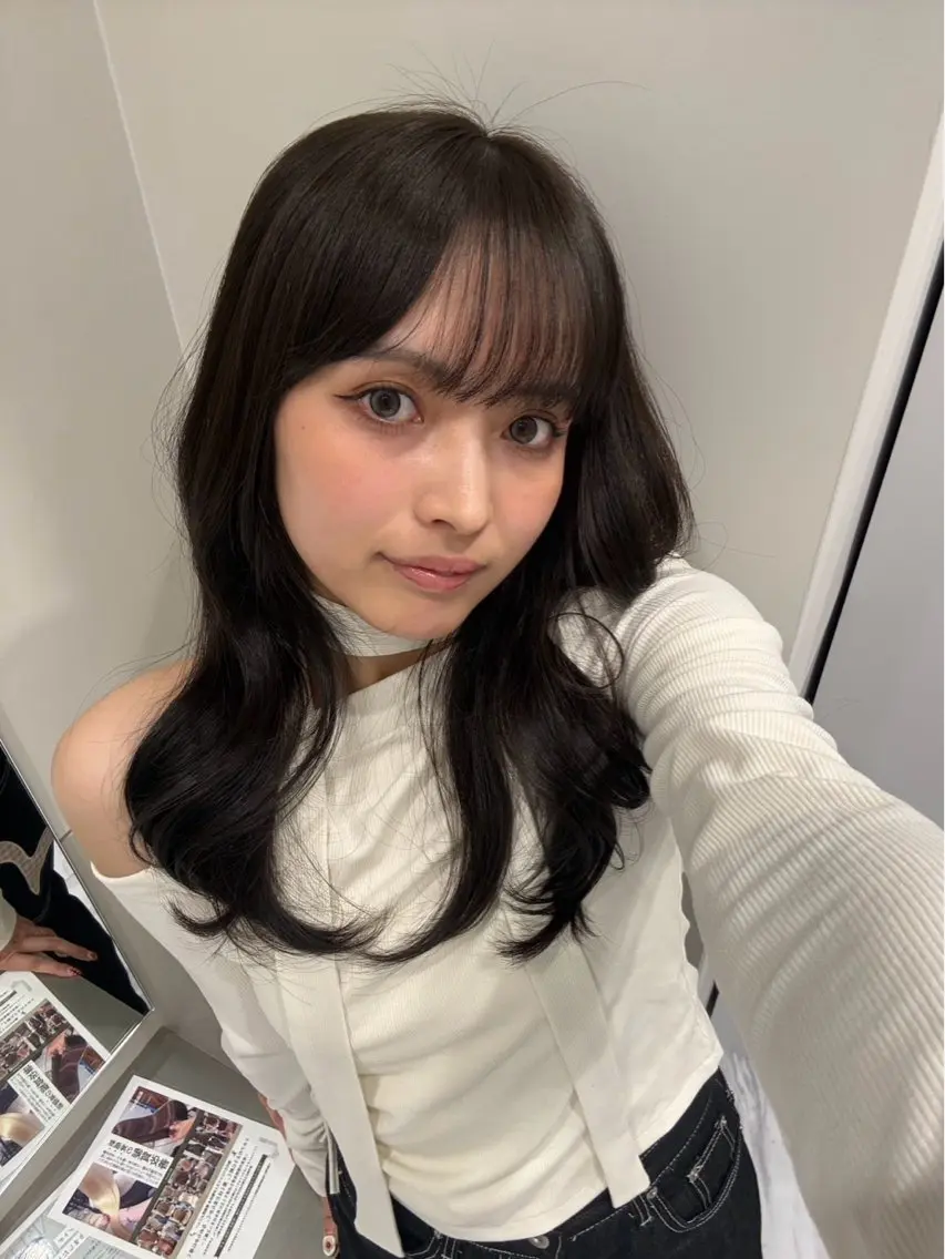 セミロング 🤍ちなみ 🤍のヘアスタイル