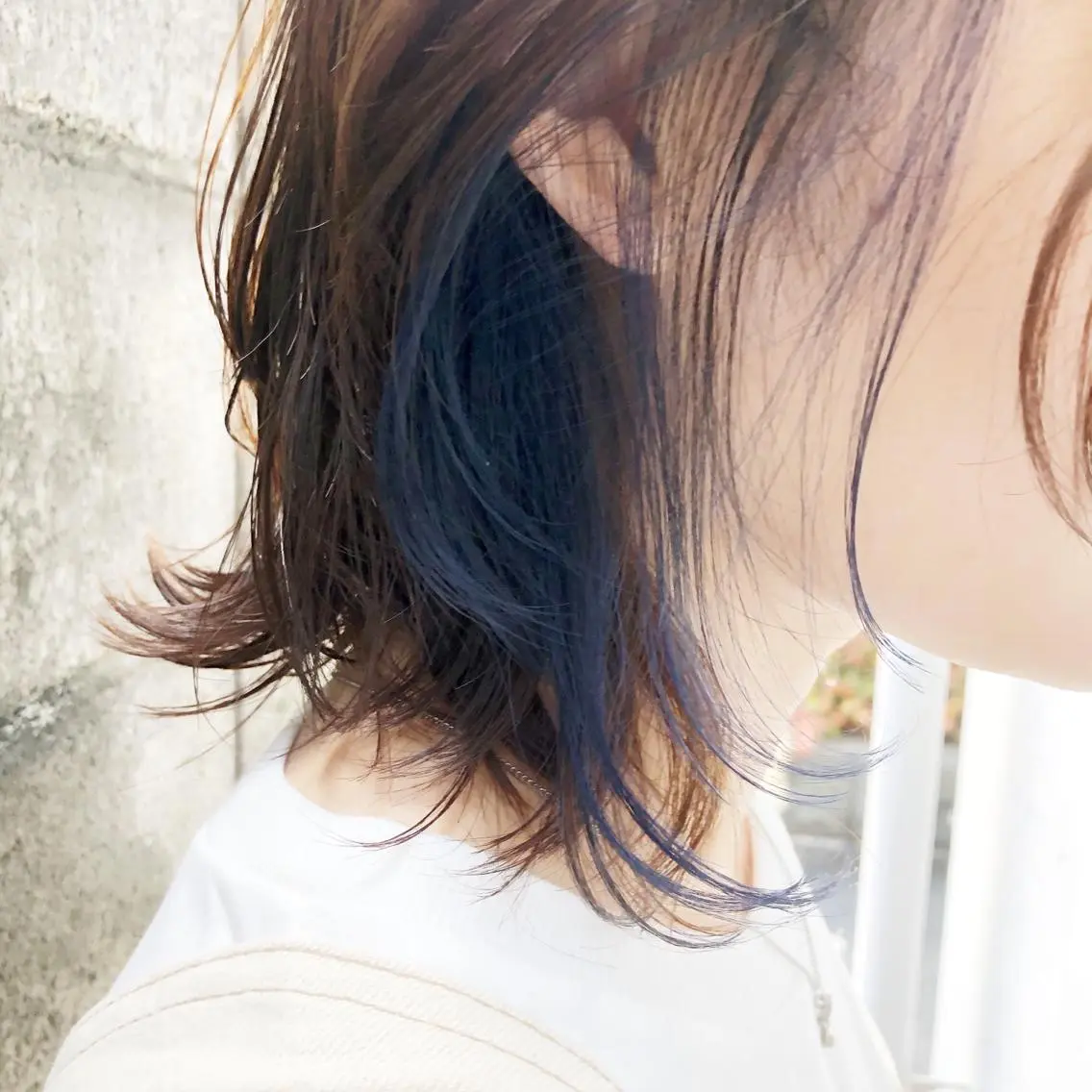 ミディアム カラー ブリーチ ブルーカラー イヤリングカラー ネイビーカラー カラー職人 なかもと たつひろのヘアスタイル