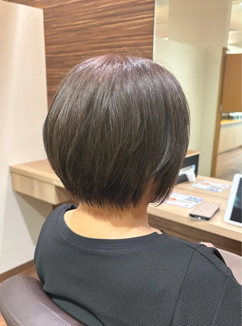 ショート カラー 個室サロン🕊️ 飯塚優希のヘアスタイル