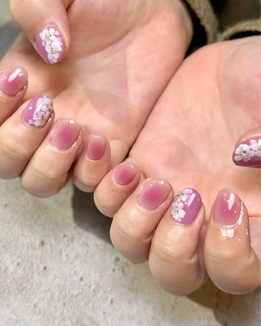 ネイル チークネイル ハンドネイル Reflection marikoのネイルデザイン