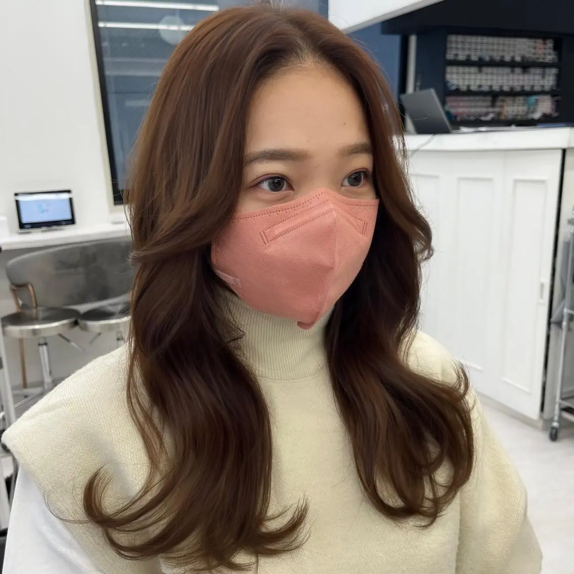 セミロング カラー パーマ ヘアアレンジ 結婚式・ブライダル アッシュ ベージュカラー 黒髪 ブリーチ 韓国ヘア×2way 🇰🇷和知拓郎のヘアスタイル
