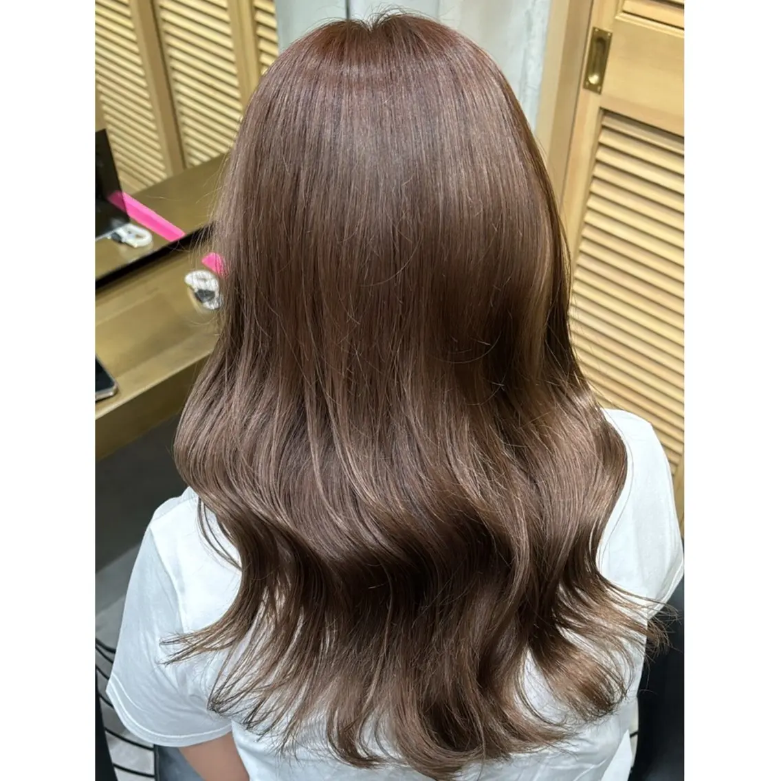 ロング カラー ベージュカラー ブリーチ ミルクティーベージュ Rino 🎀🖤のヘアスタイル