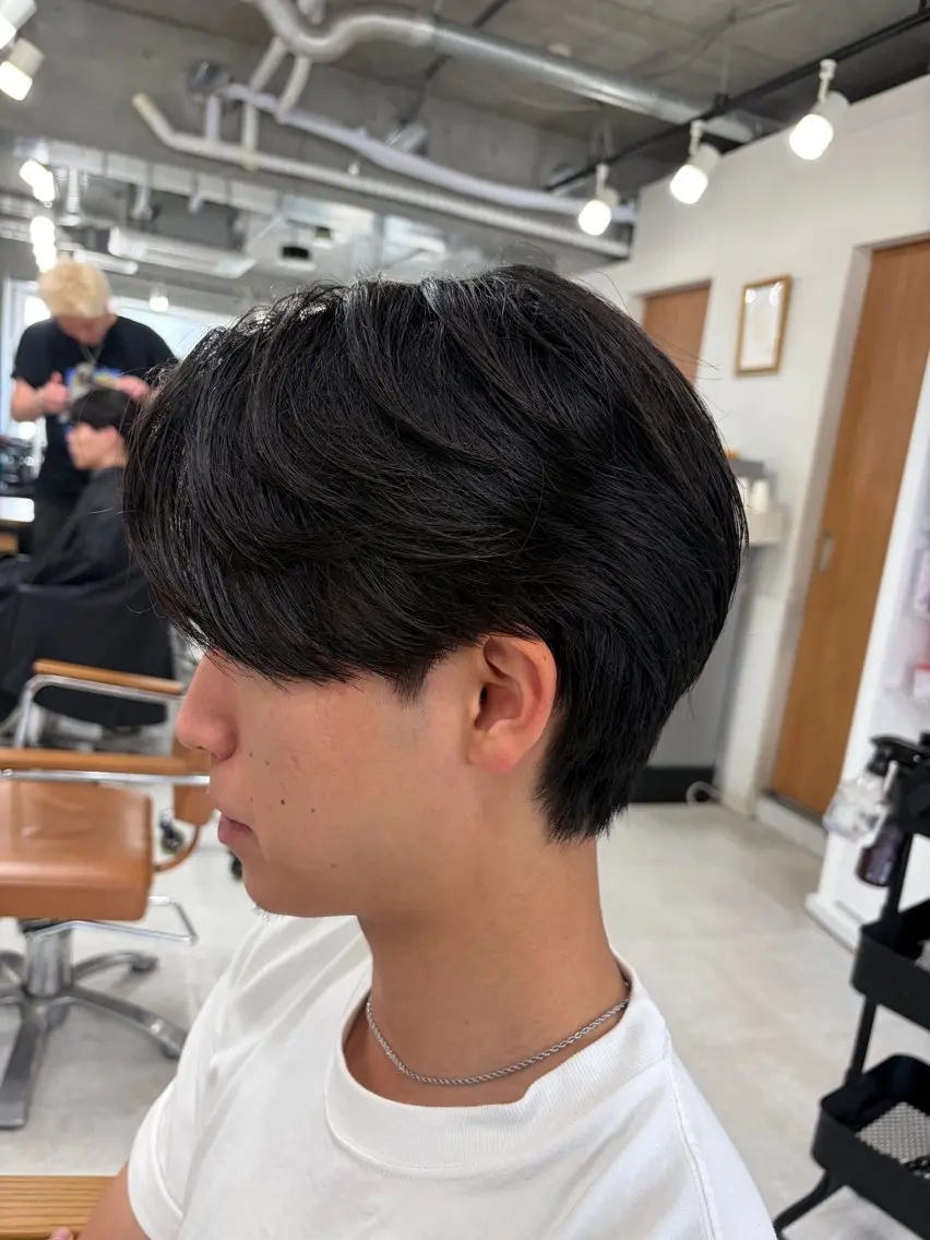 キッズ カット 縮毛矯正 トリートメント ヘッドスパ ヘアセット カズキ🌼曲がる 縮毛矯正のヘアスタイル
