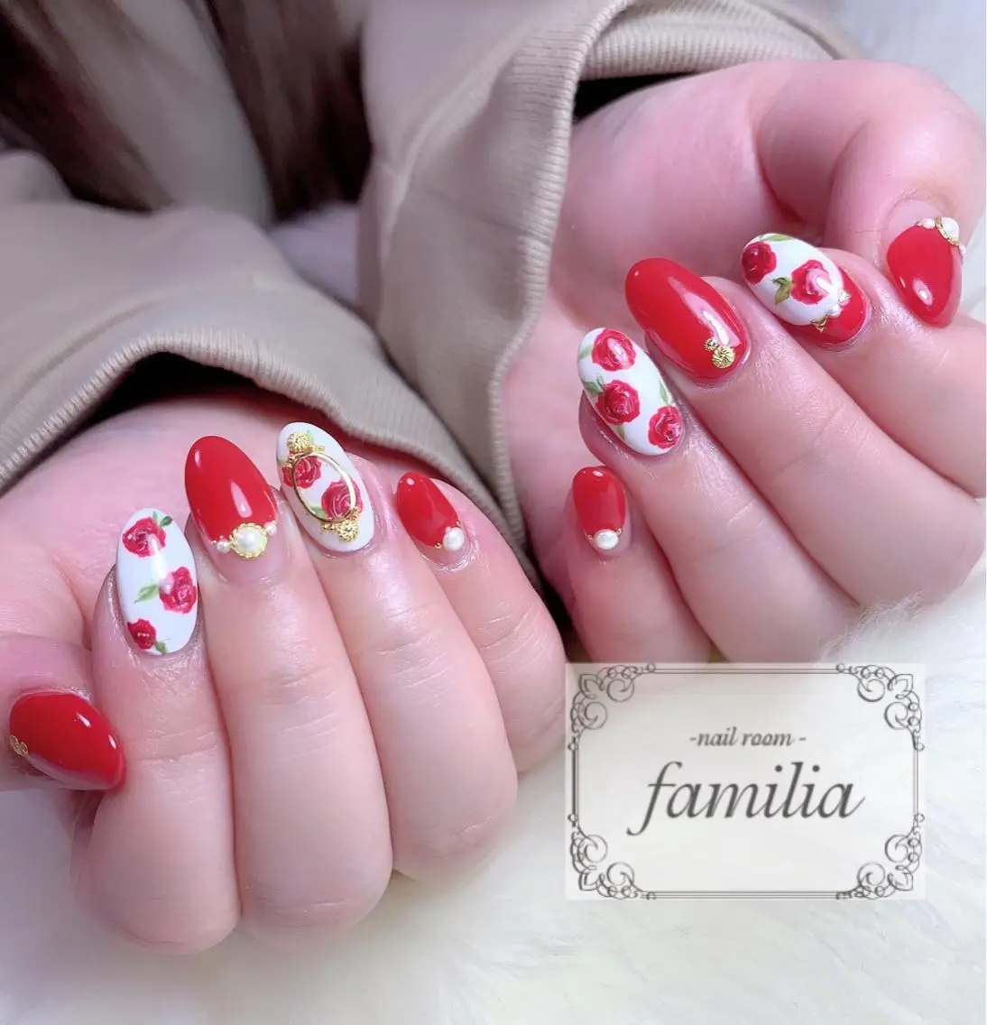 ネイル ハンドネイル -nailroom- familiaのネイルデザイン
