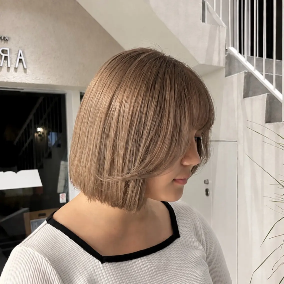 ショート カラー ヘアカラー トリートメント 🌺盛れるベージュ/ レイヤー🌺リオのヘアスタイル