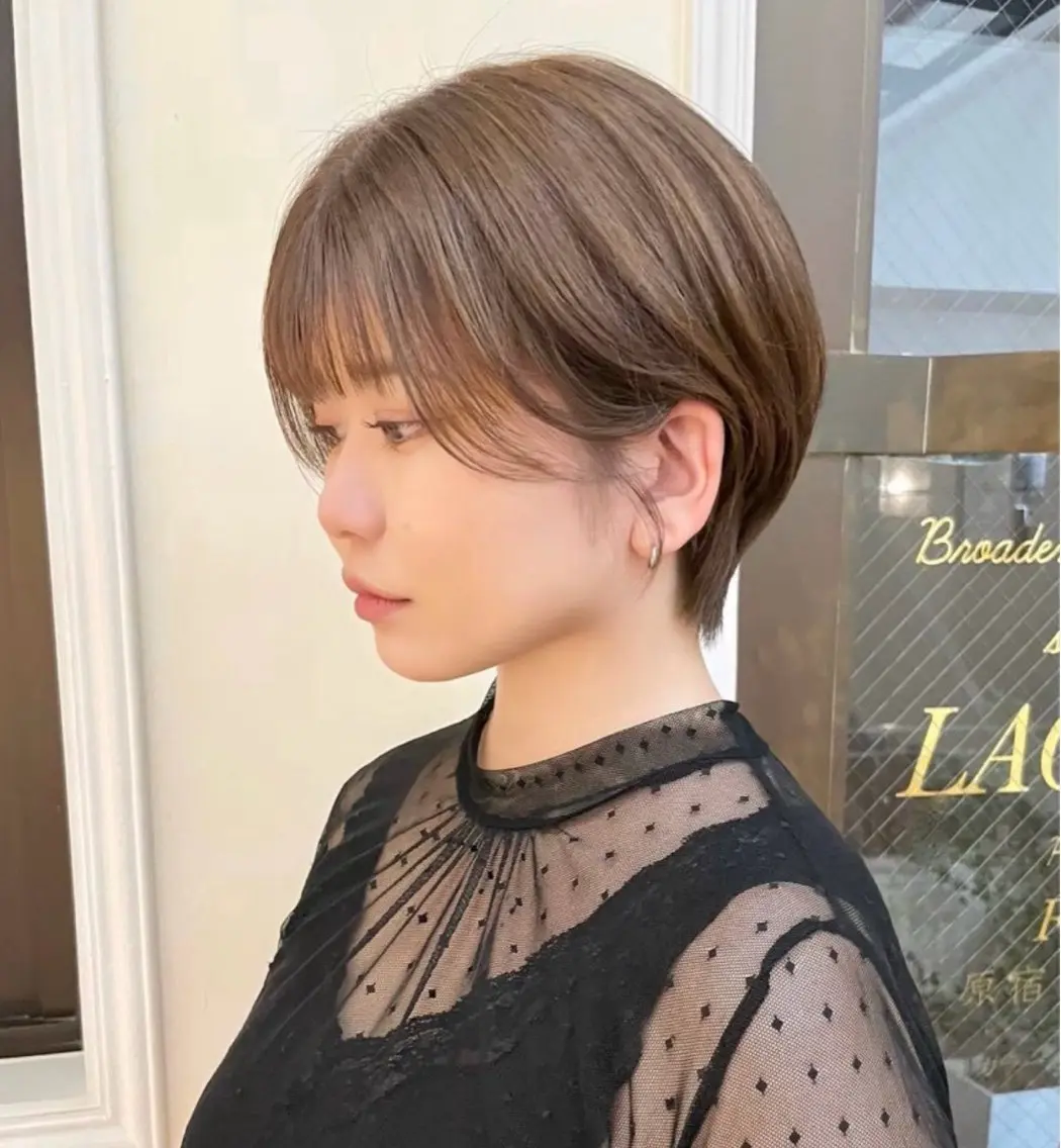 ショート ショートボブ ハンサムショート 丸みショート ボブ ショートヘア ショート 🩰 MANAMI🪿🤍のヘアスタイル