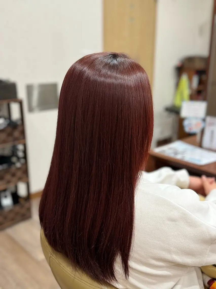 ロング カラー 山田 梓のヘアスタイル