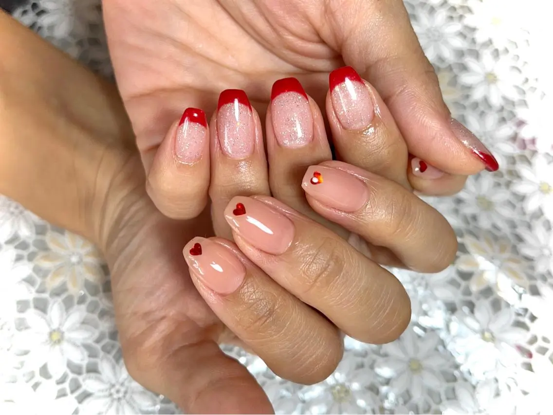 ネイル 成人式 ジェルネイル キラキラネイル 韓国ネイル オフィスネイル nails' it...のネイルデザイン