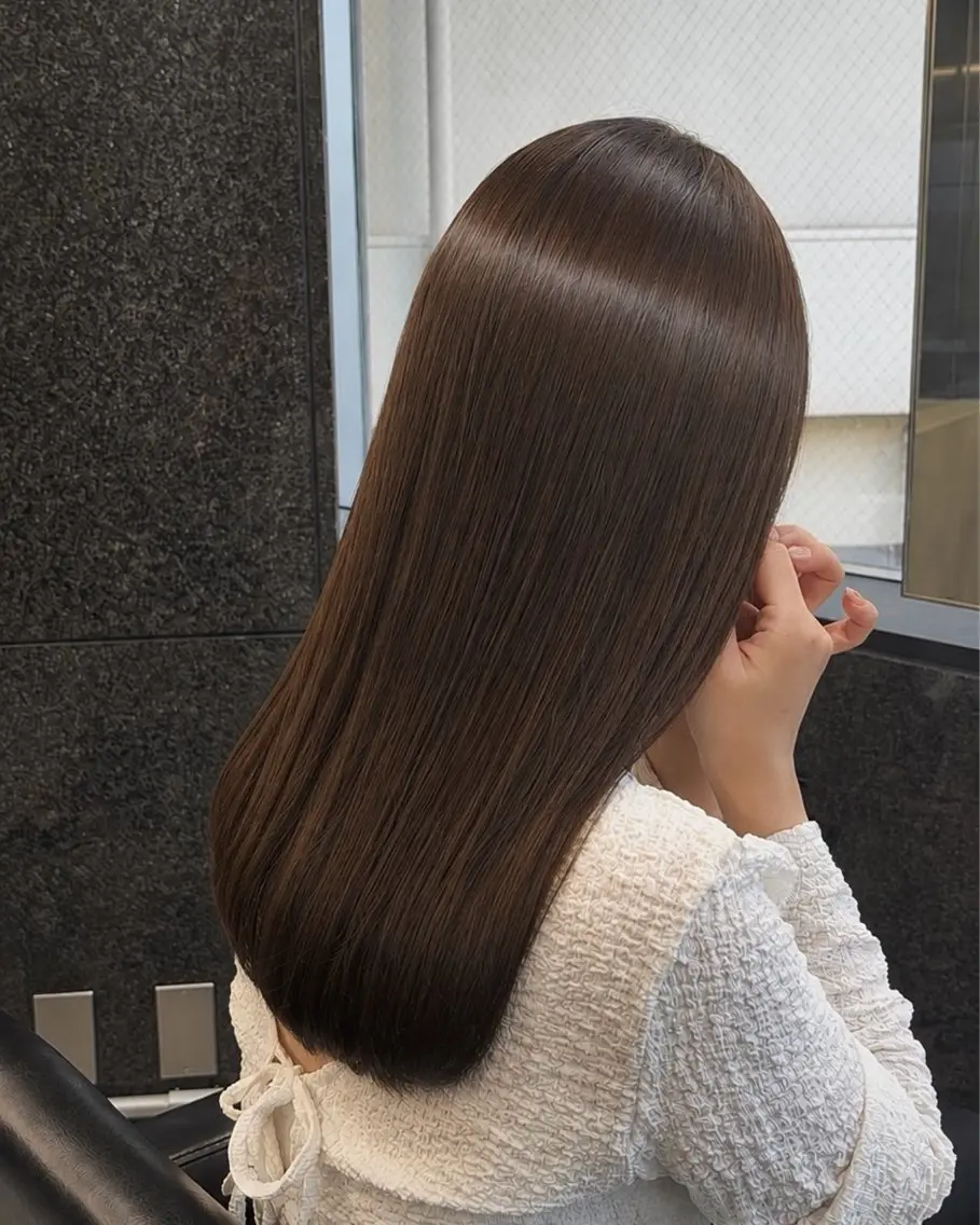 ロング カラー ブラウンカラー ナチュラルブラウン カット ヘアカラー トリートメント 艶カラー/レイヤー/ 似合せ/ Fureaのヘアスタイル