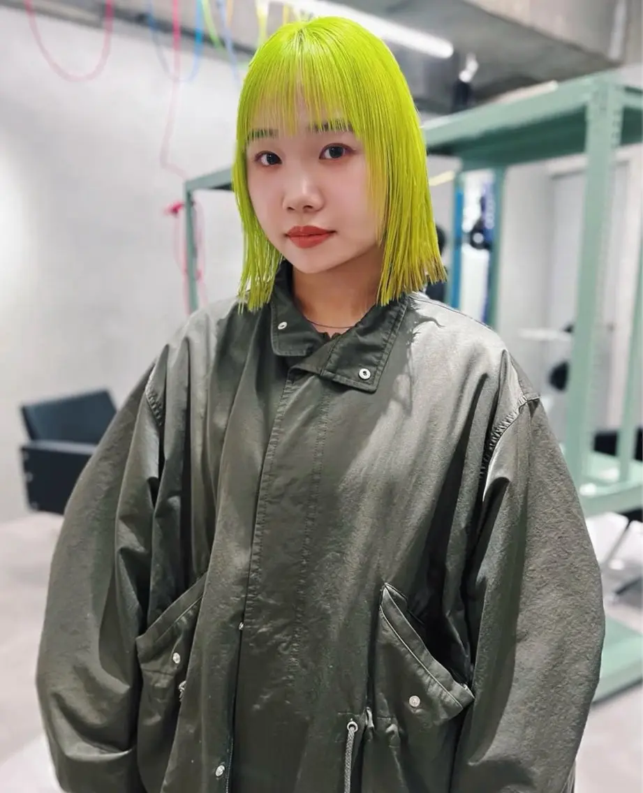 ショート ヘアカラー ブリーチモデル🐶 ／文屋 颯のヘアスタイル