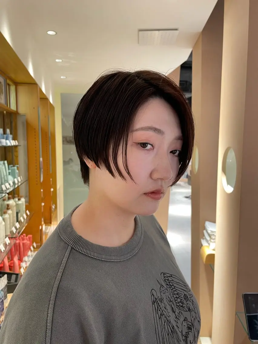 ショート ショートヘア 吉永 琴香のヘアスタイル