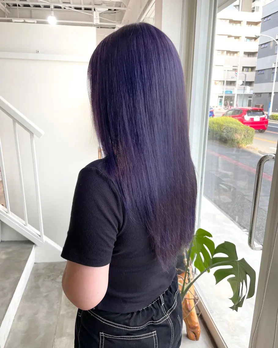 ロング カラー ヘアカラー 林 千聖のヘアスタイル