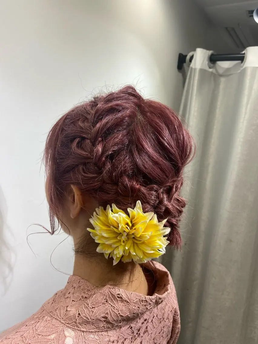 ミディアム ヘアアレンジ 籾木 美優のヘアスタイル