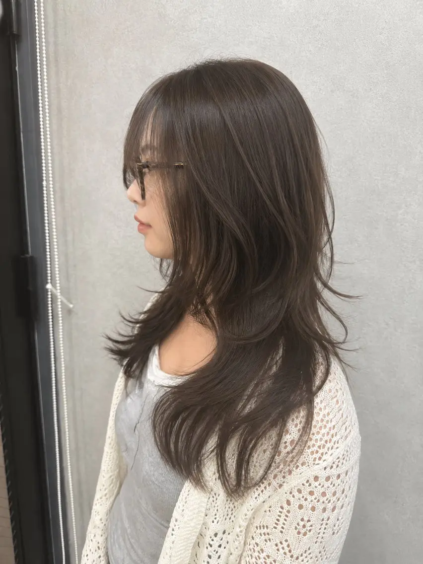 ロング カラー レイヤーカット AIRI layer cut hairのヘアスタイル