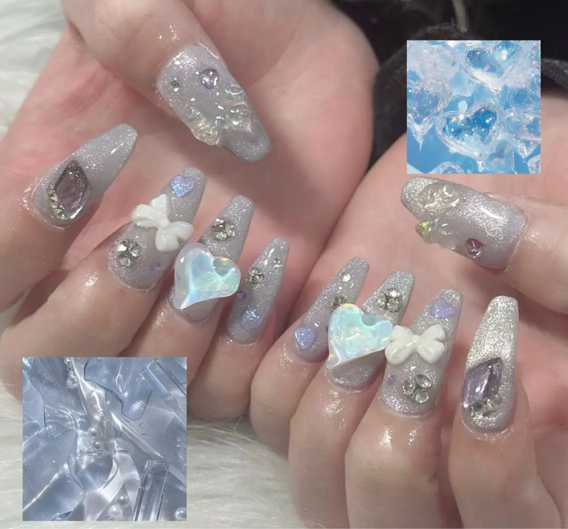 ネイル ハンドネイル フットネイル LAVISH sakiのネイルデザイン