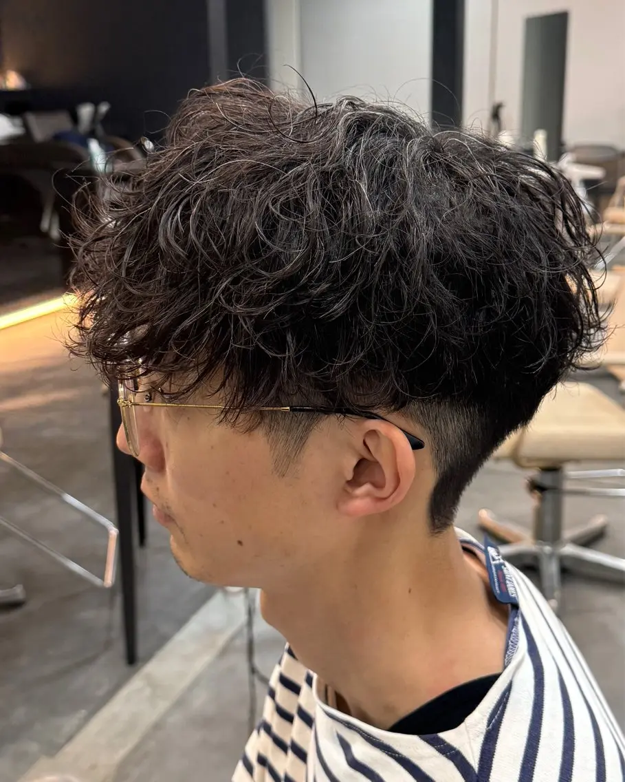 ショート パーマ メンズ メンズパーマ 井ノ本 成海 /Wカラーモデル募集のヘアスタイル