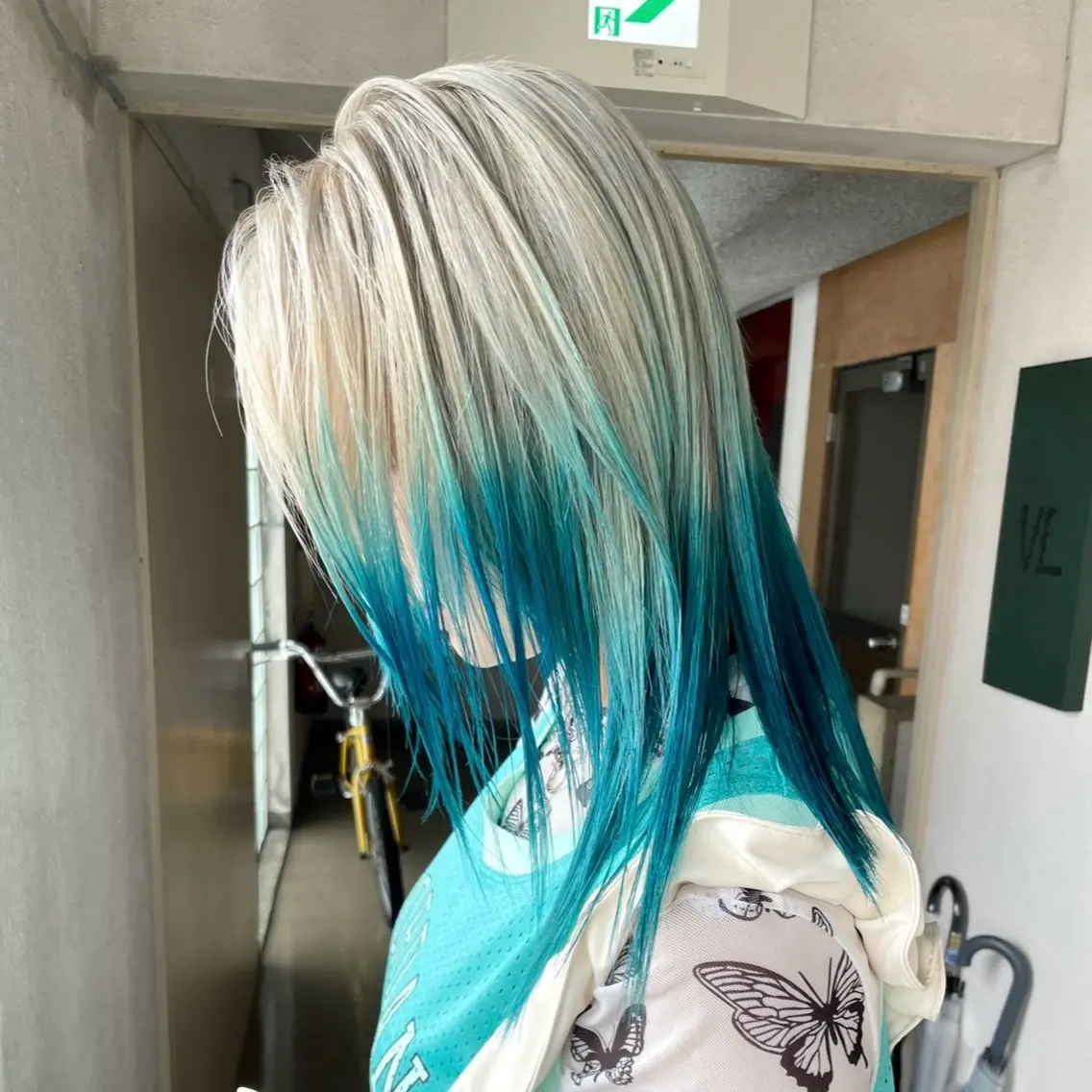 セミロング vivre libreのヘアスタイル