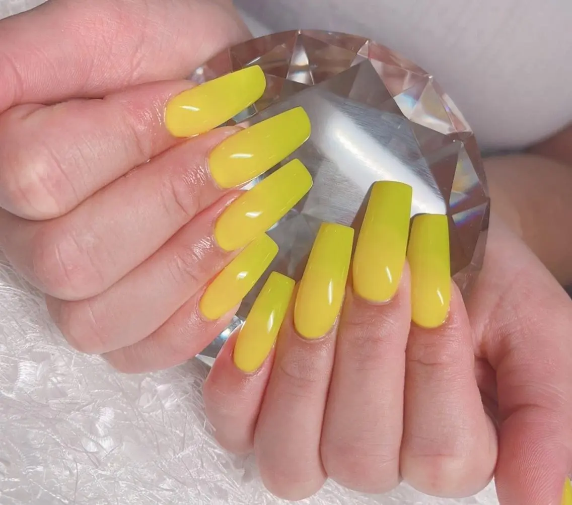 ネイル 長さ出し ジェルネイル グラデーション 韓国ネイル マグネットネイル ハンドネイル Nail&eye Belire 新宿のネイルデザイン