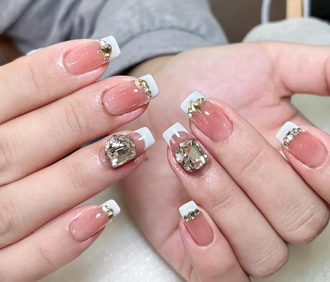 ネイル ハンドネイル 🎀 NaNa_nailのネイルデザイン