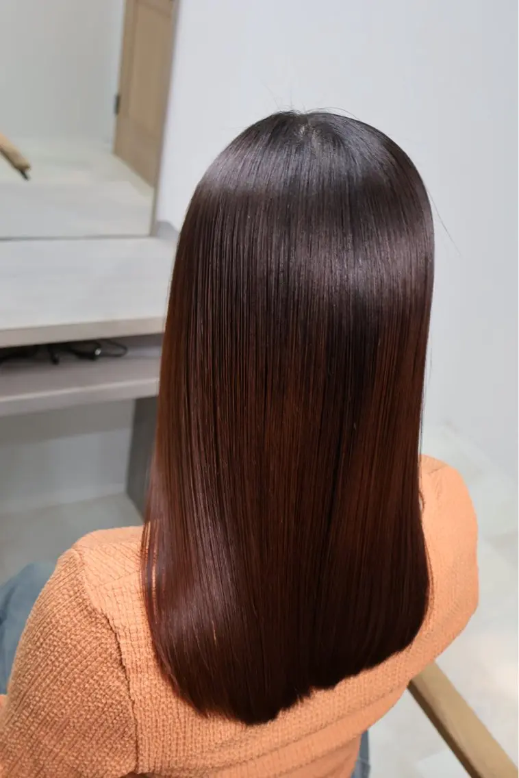 セミロング カラー ヘアアレンジ トリートメント 金森 斗夢のヘアスタイル