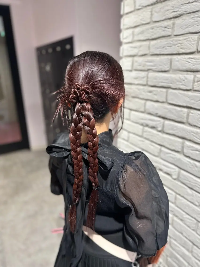 ロング ヘアアレンジ LUPI byLee MIUのヘアスタイル