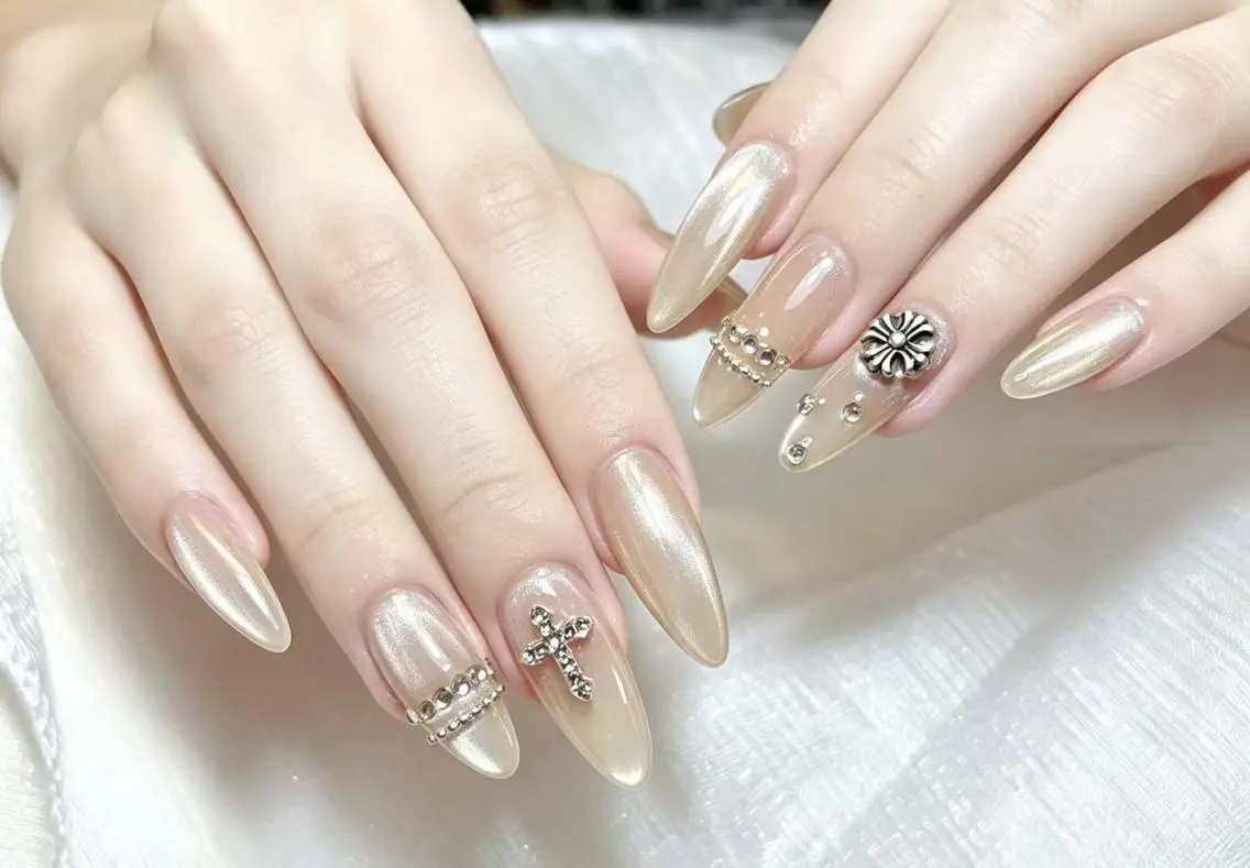 ネイル フレンチネイル ジェルネイル ガラスフレンチ 韓国ネイル マグネットネイル ハンドネイル ハンドケア The Nail💗 Ayaseのネイルデザイン