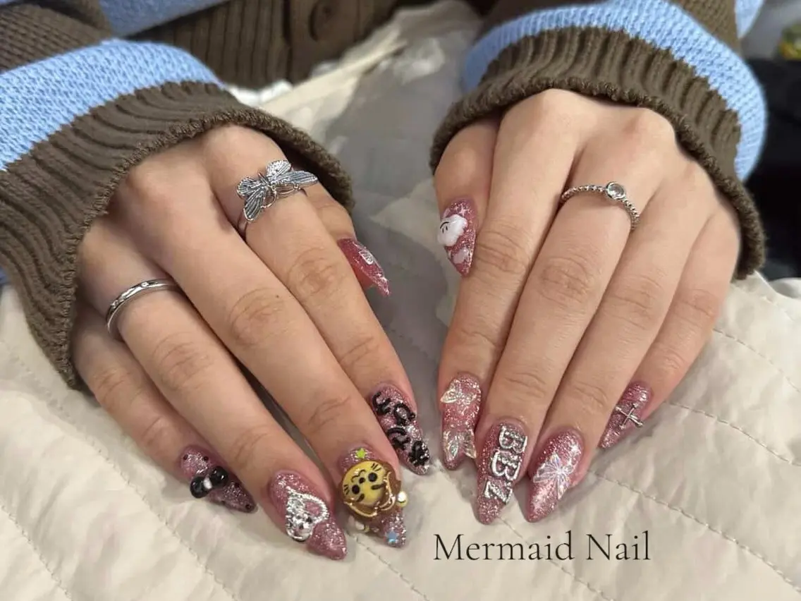 ネイル 持ち込み ハンドネイル Mermaid Nailのネイルデザイン