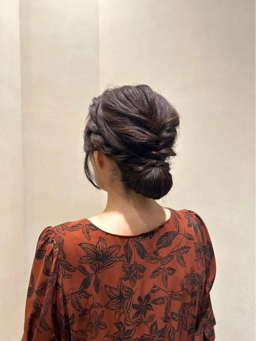 ロング ヘアアレンジ ヘアセット 森川 颯香のヘアスタイル