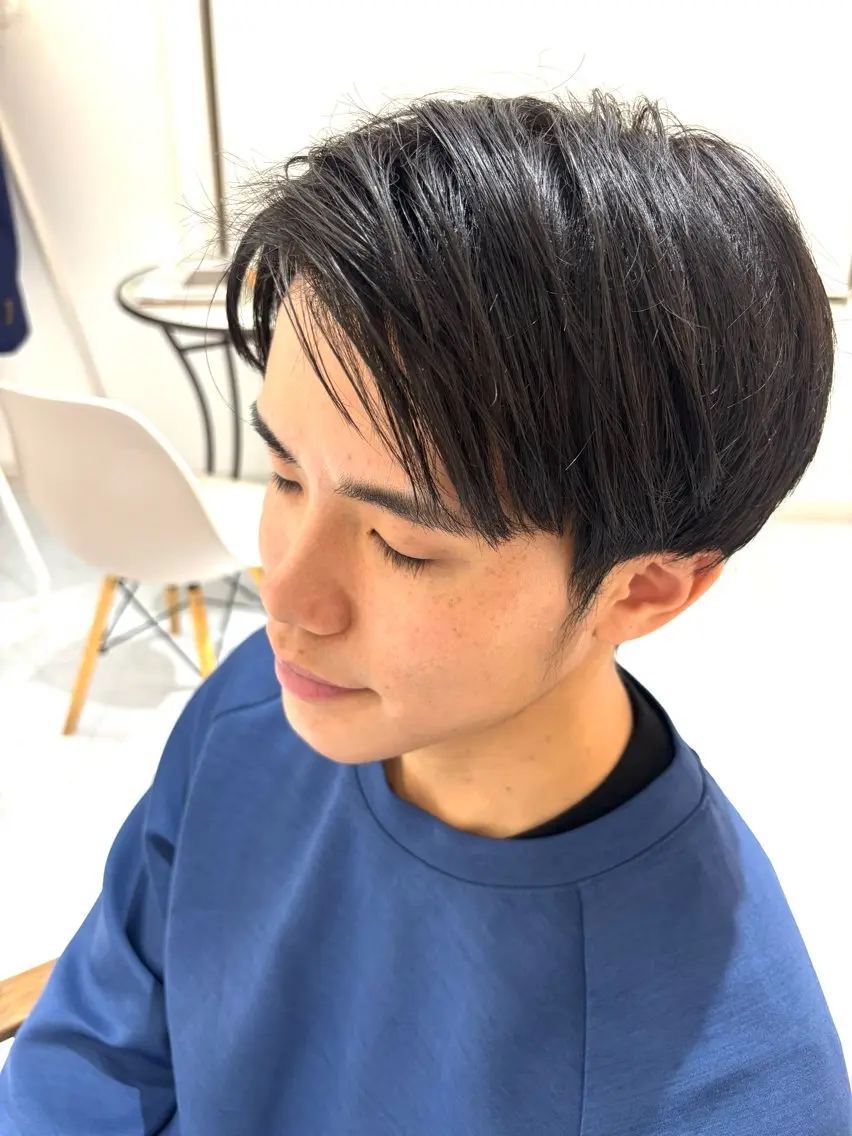 メンズメイクの写真