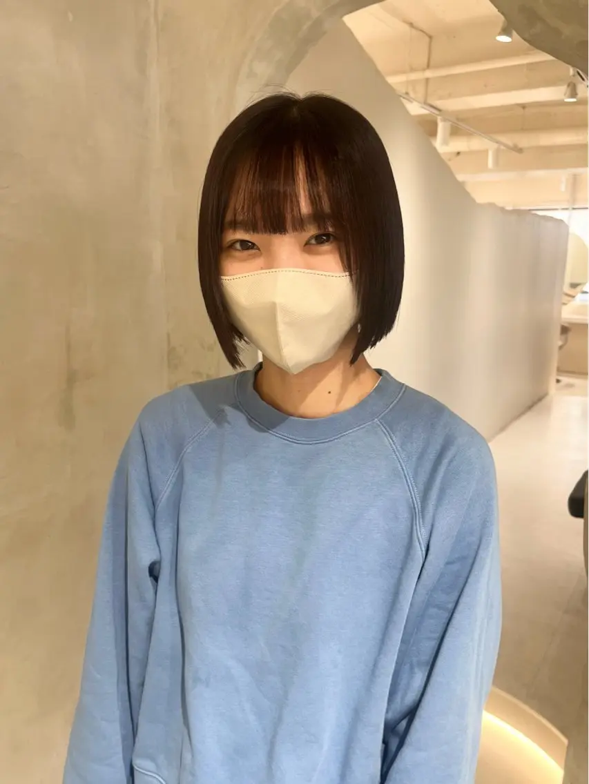 ミディアム カラー 切りっぱなしボブ ボブ 切りっぱなしボブ/ 艶カラー/綾莉のヘアスタイル