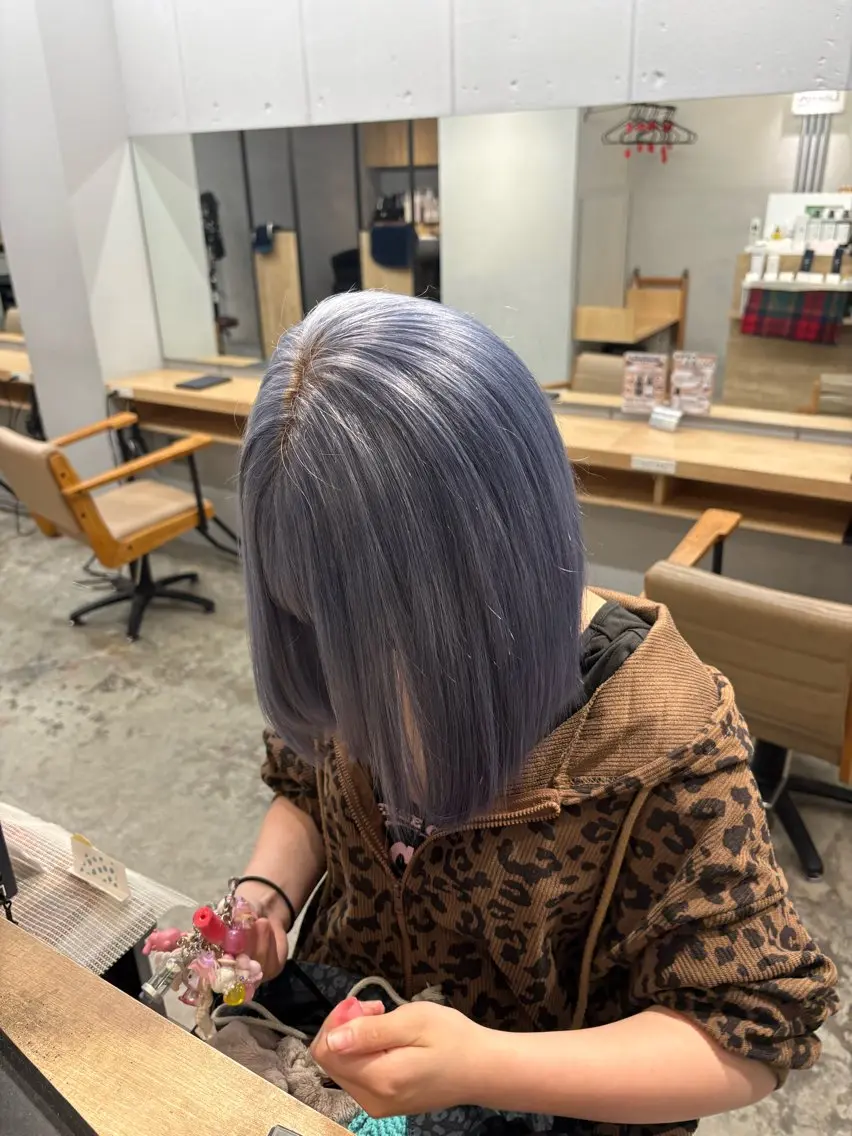 カラー ブルーカラー ヘアカラー Libero 柏 あつきのヘアスタイル