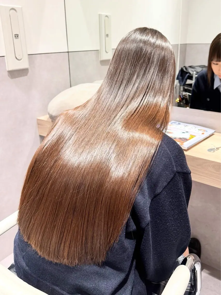 ロング カラー パーマ ヘアアレンジ 髪質改善 縮毛矯正 トリートメント ストレートパーマ 縮毛矯正 トリートメント 縮毛矯正/髪質改善/ ブリーチ毛/木元渓太のヘアスタイル