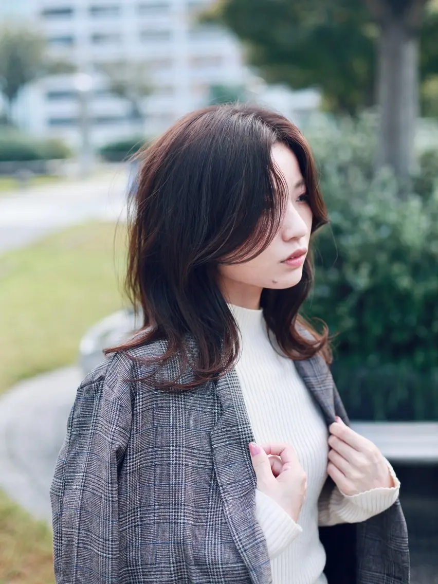 ミディアム カラー コバヤシ リョウのヘアスタイル