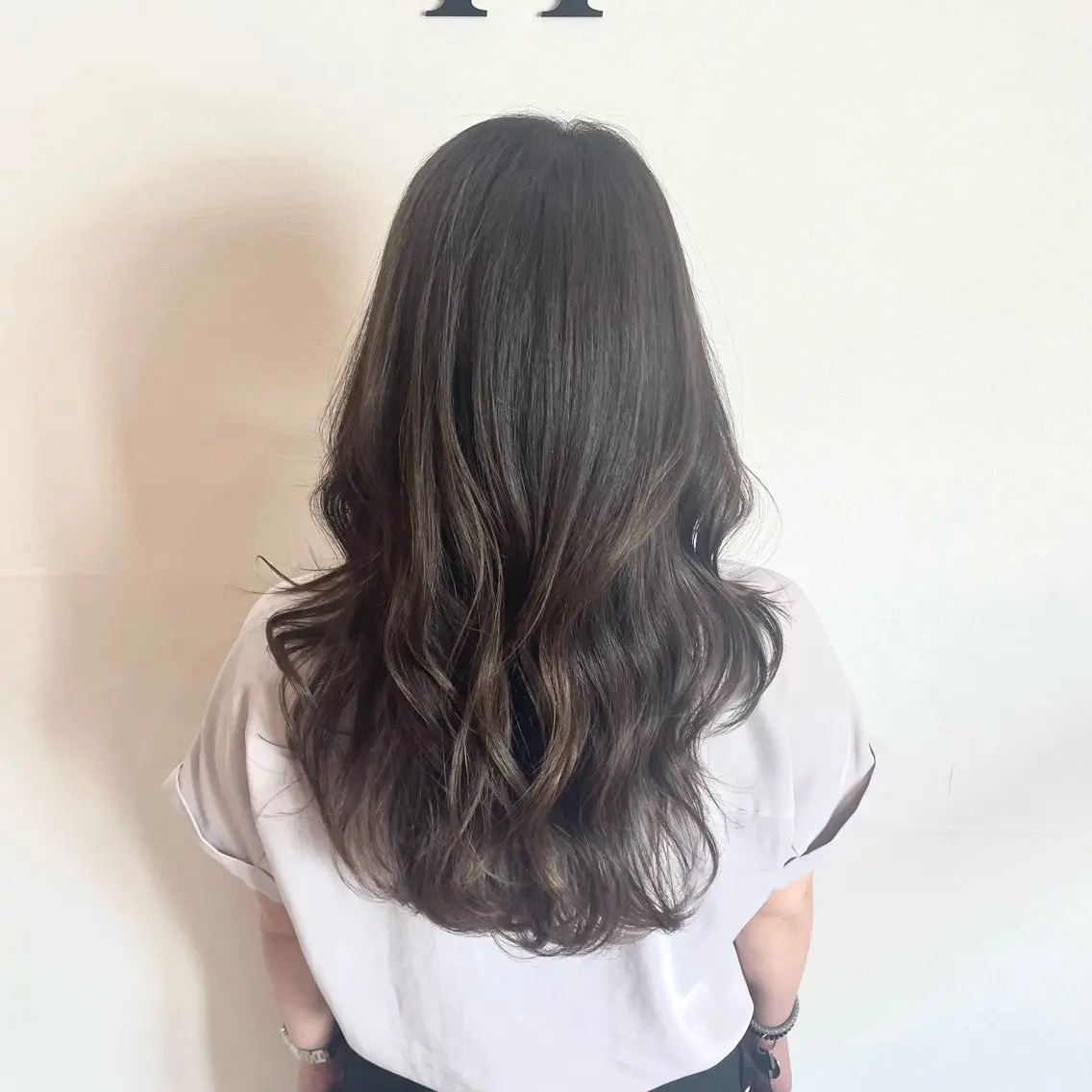 ロング アッシュ ハイライト ヘアカラー 🍓スダユキナ🍓 髪質改善水素カラーのヘアスタイル
