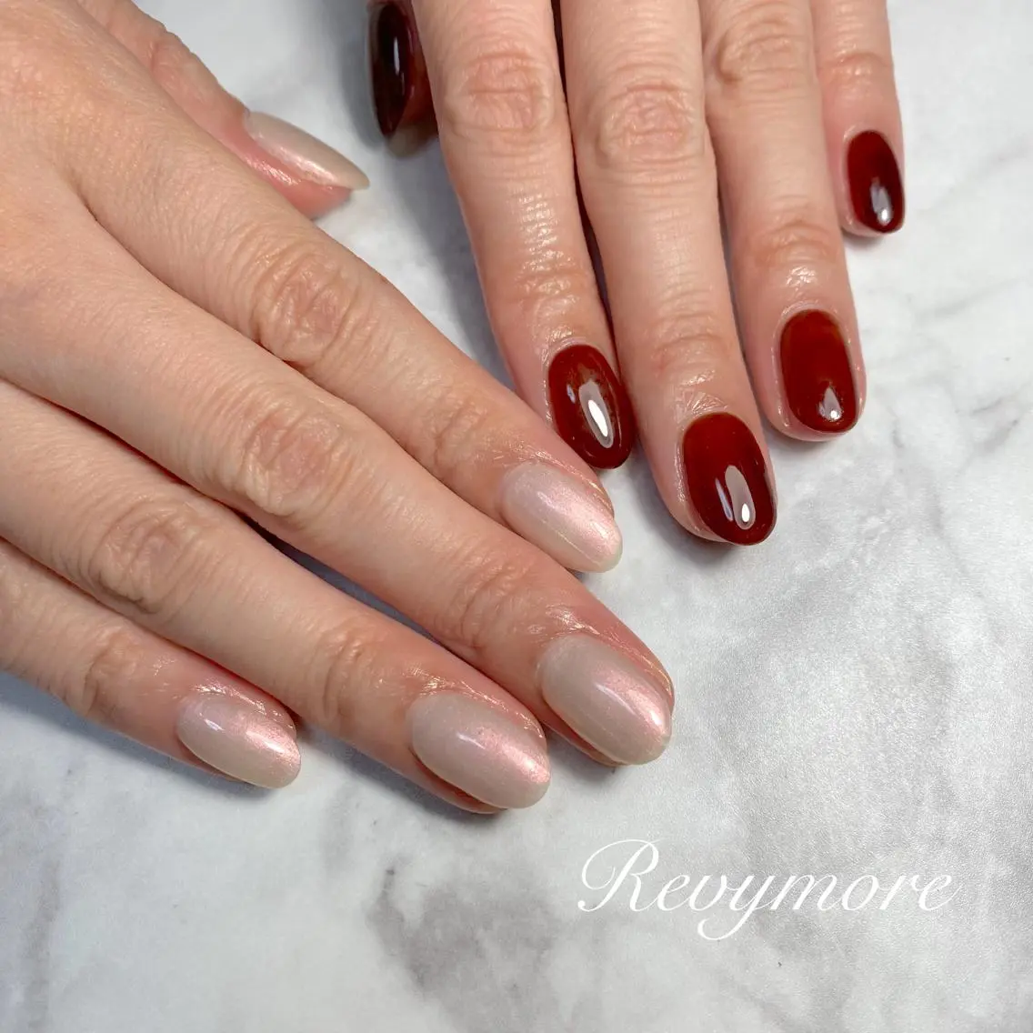 ミディアム ネイル 韓国風ヘア ブラウン クリアネイル ジェルネイル キラキラネイル nail salon Revymoreのネイルデザイン