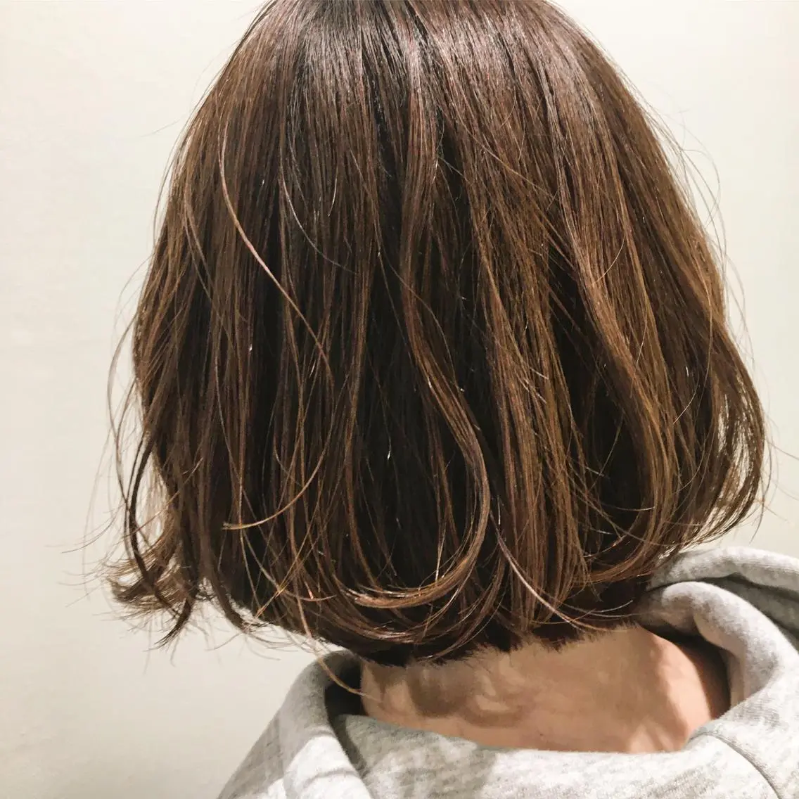 ショート カラー ボブ 伸ばしかけ ショートヘア fuchigami suzunoのヘアスタイル
