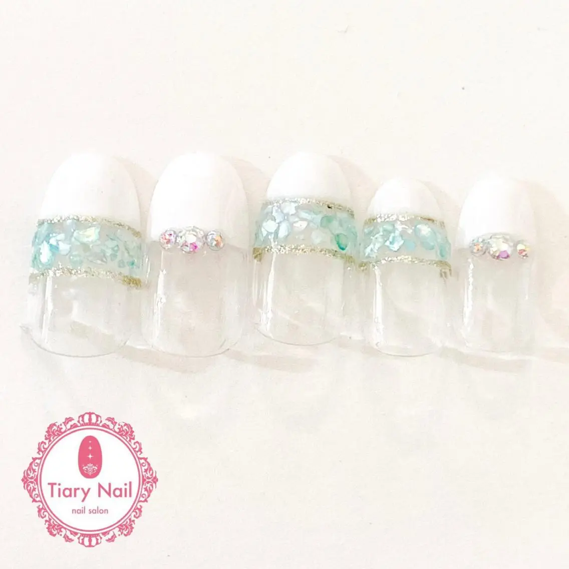 ネイル tiarynail K K🐼のネイルデザイン