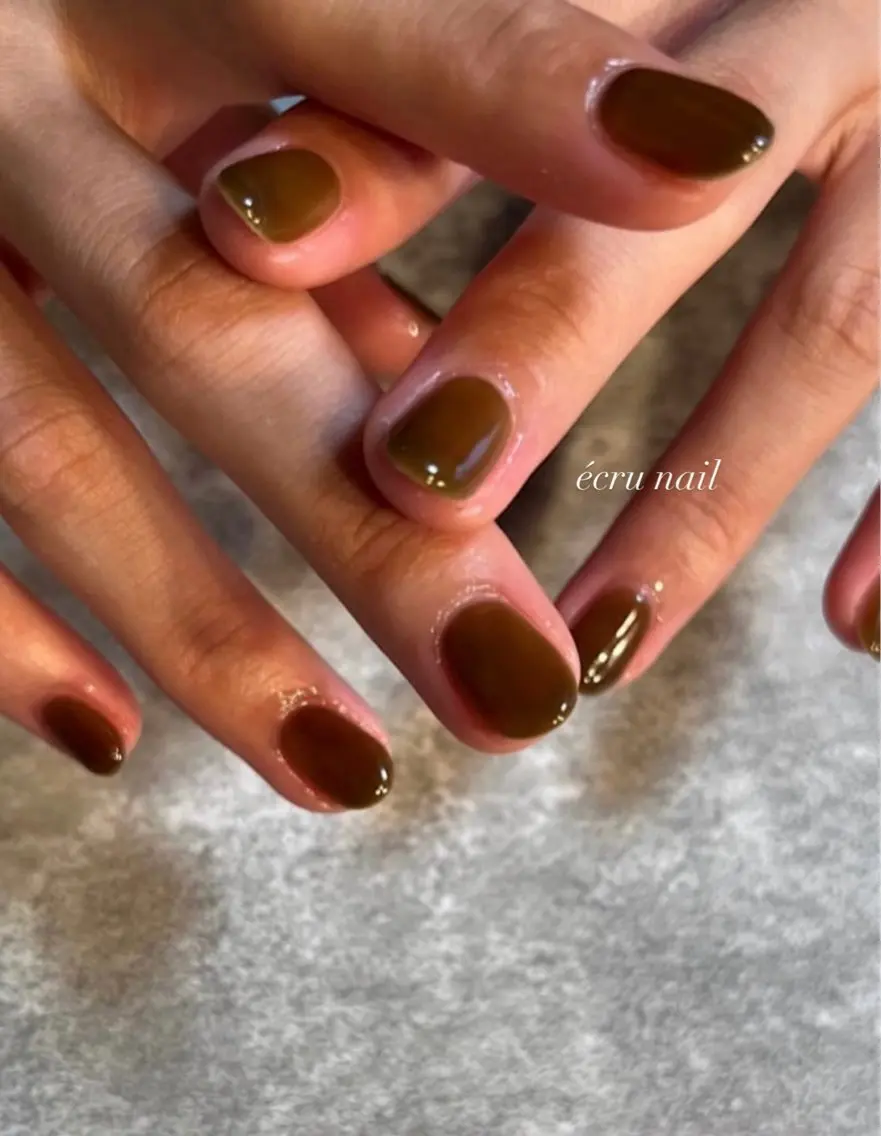 ネイル écru nailのネイルデザイン