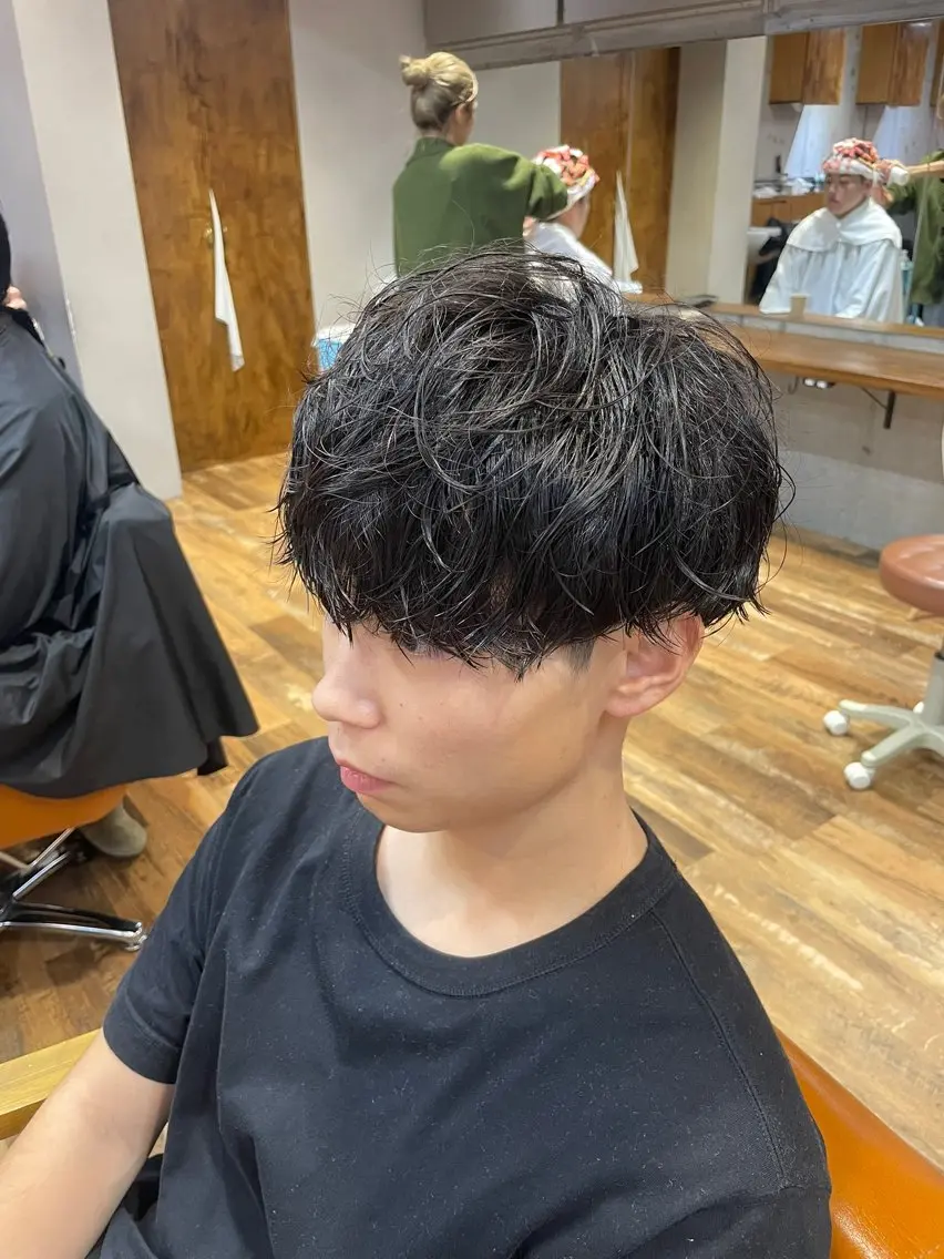 ショート パーマ メンズ カット パーマ トリートメント 🔥メンズ特化パーマ 🦖増田弘明🦖のヘアスタイル