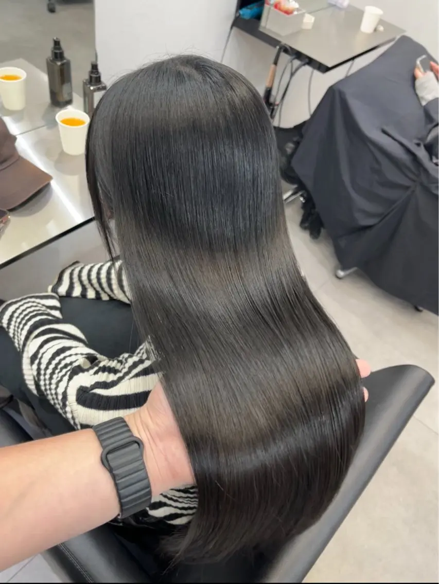 ロング カット ヘアカラー 縮毛矯正 トリートメント 髪質改善/縮毛矯正 梅田茶屋町/西尾祐作のヘアスタイル