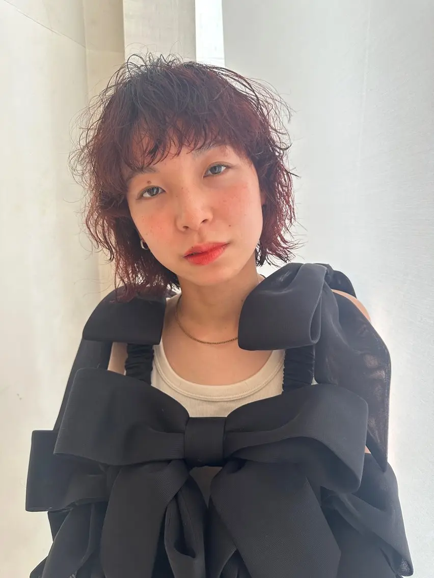 ショート パーマ 顔周りカット 菱田 宏哉のヘアスタイル