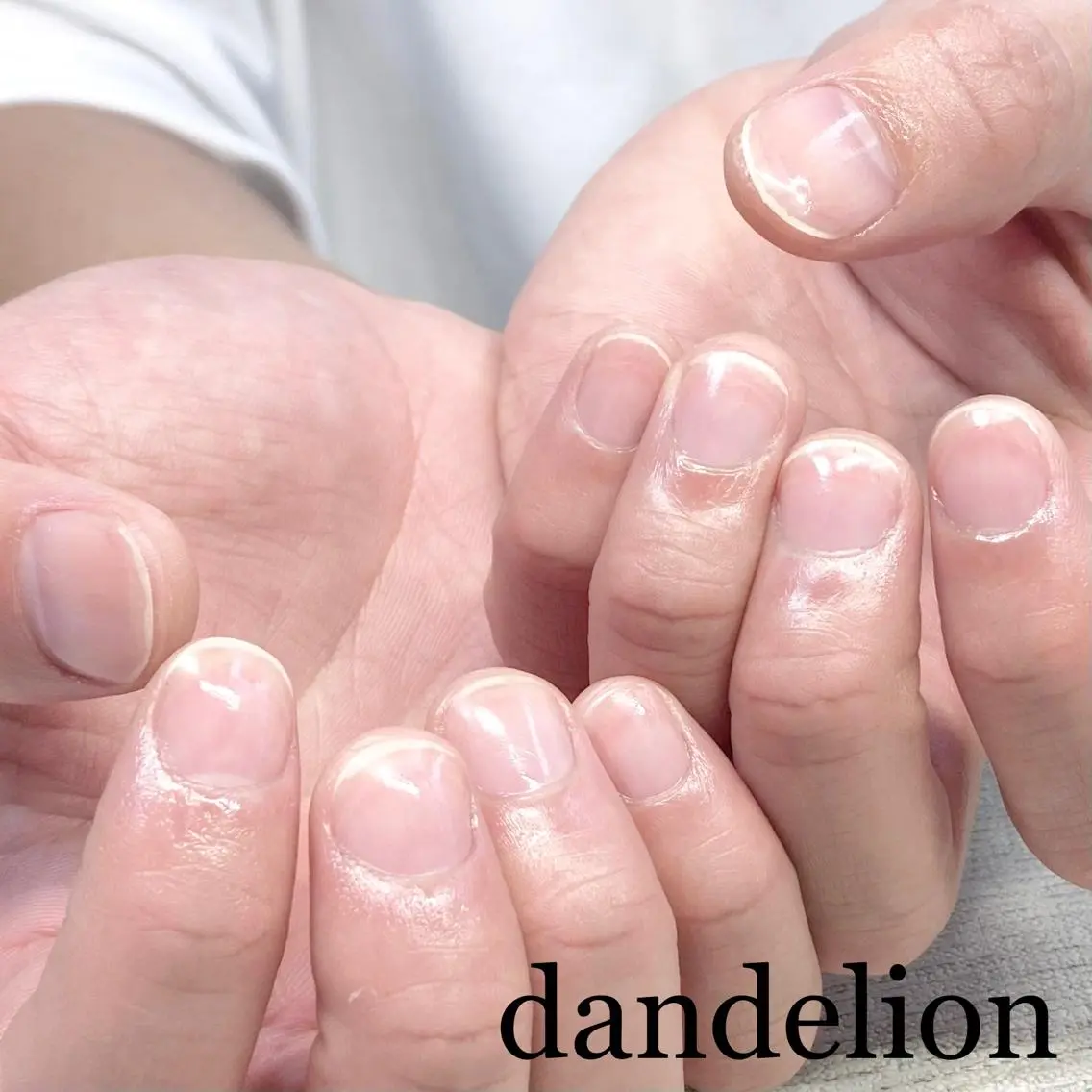 ネイル ハンドケア dandelion ダンデライオンのネイルデザイン