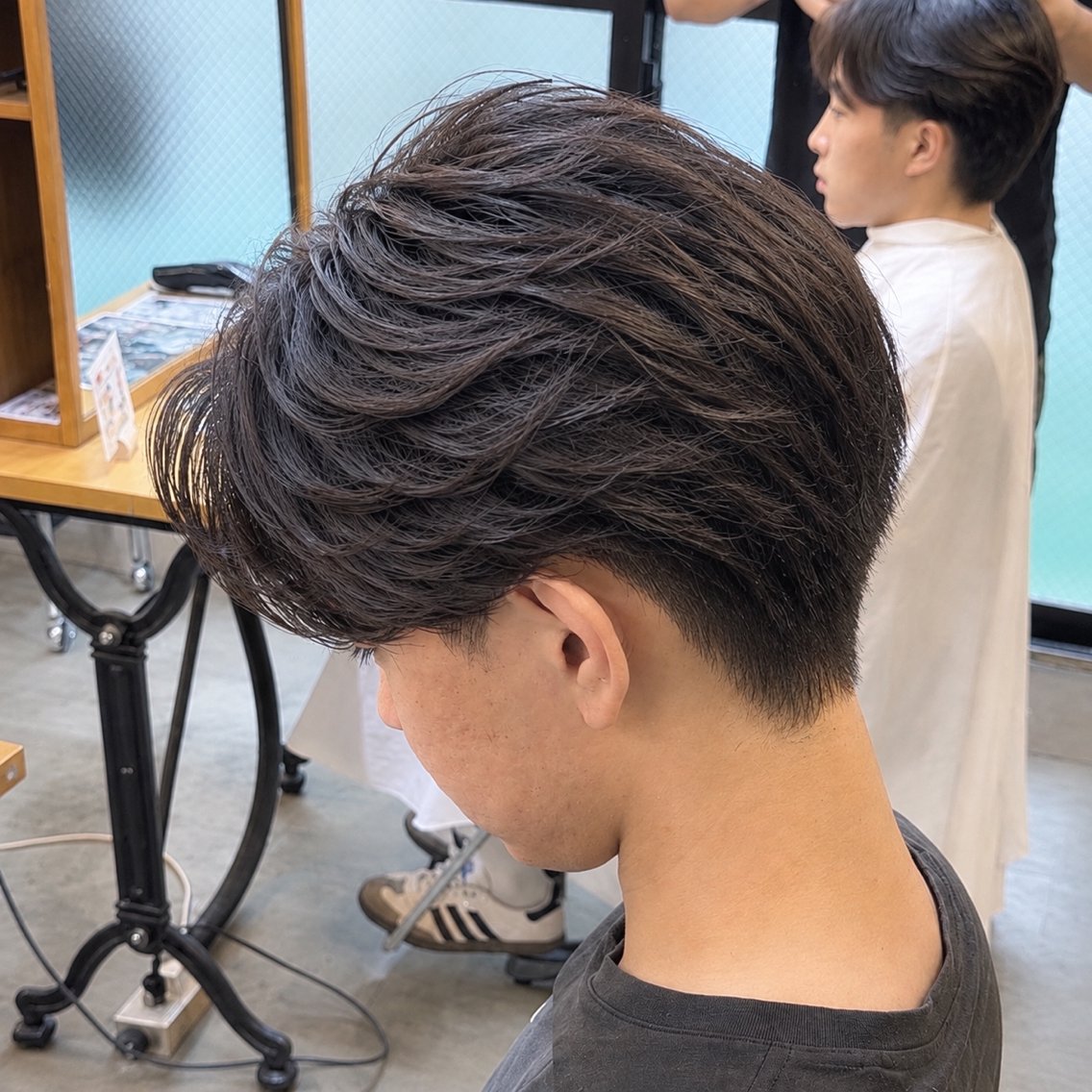 ショート パーマ メンズ センターパート メンズパーマ ニュアンスパーマ メンズ特化/センター /ニュアンス/天野のヘアスタイル